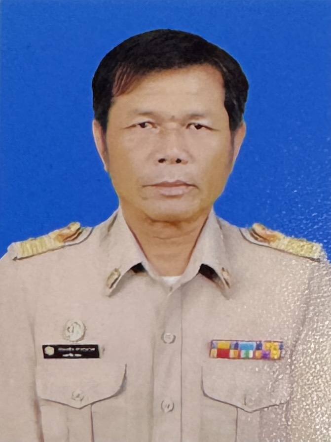 นายทองสุ่น การะเกษ