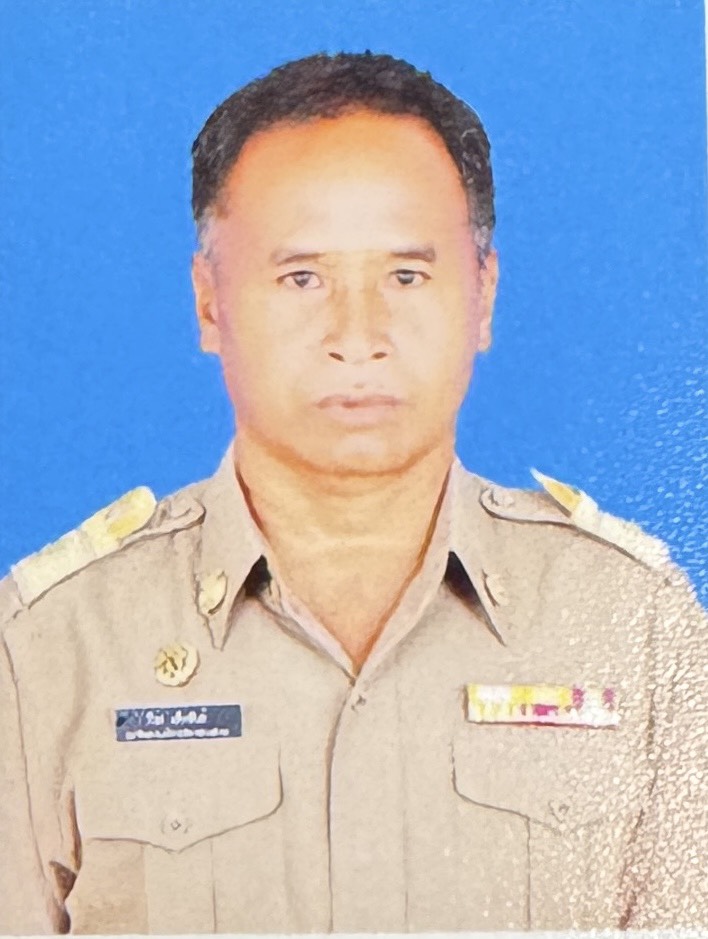 นายวีระ เพ็งพันธ์