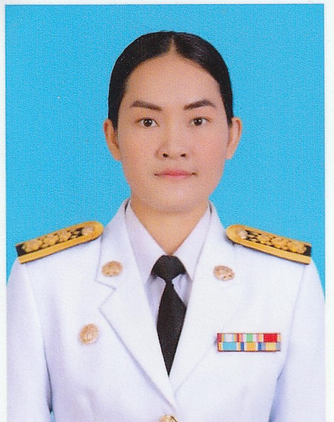 นางกุศลวรรณ  ผ่องใส